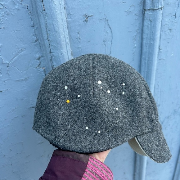 Wildhagen Handmade in Canada Grey Wool Hat - Picture 6 of 11